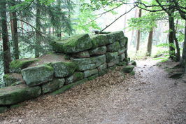 Le mur pa�en (vestige Celte ?) au Mont St Odile en Alsace